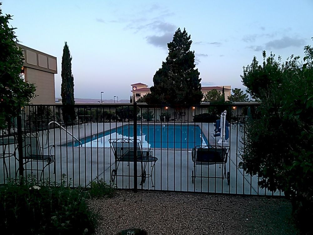 Lake Powell Canyon Inn Page Exteriör bild